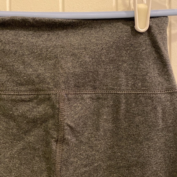 Workout capris - Picture 4 of 5